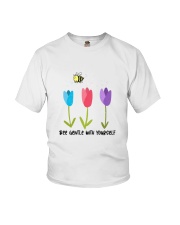 Bee gentle Youth T-Shirt thumbnail