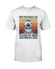 Diving Men 2 Classic T-Shirt thumbnail