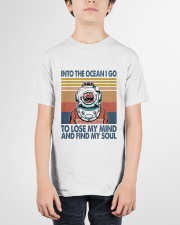 Diving Men 2 Youth T-Shirt garment-youth-tshirt-front-01