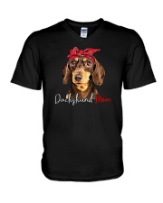 Dachshund Mom V-Neck T-Shirt tile