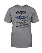 Mommy Shark Classic T-Shirt tile