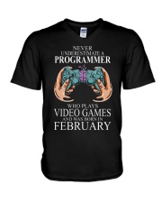 Never underestimate a programmer loves gaming V-Neck T-Shirt tile