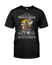Never underestimate a programmer loves Rock Classic T-Shirt front