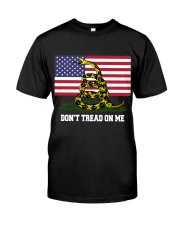 DON'T TREAD ON ME Classic T-Shirt front