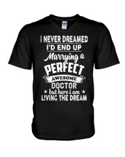 I never dreamed I'd end up marrying a perfect awes V-Neck T-Shirt tile