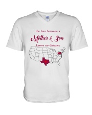TEXAS PENNSYLVANIA THE LOVE MOTHER AND SON V-Neck T-Shirt thumbnail