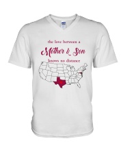 TEXAS MARYLAND THE LOVE MOTHER AND SON V-Neck T-Shirt thumbnail