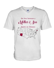 ARIZONA MASSACHUSETTS THE LOVE MOTHER AND SON V-Neck T-Shirt thumbnail