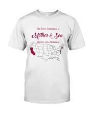 CALIFORNIA MASSACHUSETTS THE LOVE MOTHER AND SON Classic T-Shirt thumbnail