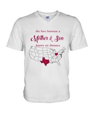 TEXAS OHIO THE LOVE MOTHER AND SON V-Neck T-Shirt thumbnail