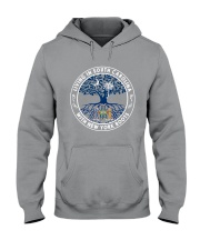 LIVING IN SOUTH CAROLINA WITH NEW YORK ROOTS Hooded Sweatshirt thumbnail