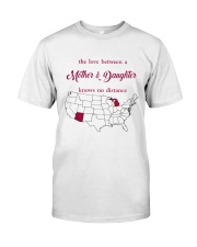 ARIZONA MICHIGAN THE LOVE MOTHER AND DAUGHTER Classic T-Shirt thumbnail