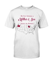WISCONSIN OREGON THE LOVE MOTHER AND SON Classic T-Shirt thumbnail