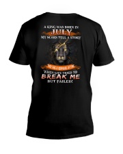 July Man V-Neck T-Shirt tile