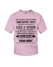 11 LIKE A QUEEN Youth T-Shirt tile