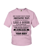 5 LIKE A QUEEN Youth T-Shirt tile