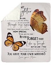 To My Daughter - Mom Sherpa Fleece Blanket tile
