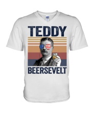 US DRINK TEDDY BEERSEVELT V-Neck T-Shirt tile