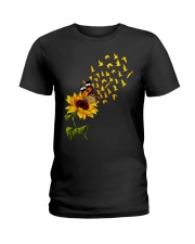 I Love My Birds Ladies T-Shirt thumbnail