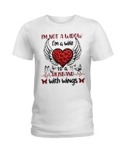 Im Not A Widow Ladies T-Shirt thumbnail