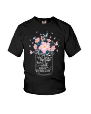 Im Not A Widow Youth T-Shirt thumbnail
