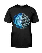 Im Not A Widow Classic T-Shirt thumbnail