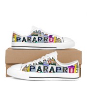 shoe plate parapro Women's Low Top White Shoes tile