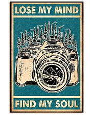 camera retro green lose min 11x17 Poster front