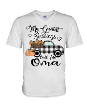 Blessings call me Oma pumpkin truck V-Neck T-Shirt tile