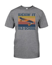 KICKIN' IT OLD SCHOOL Classic T-Shirt front