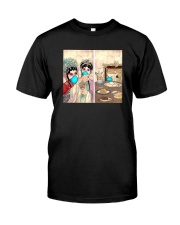 YELLLING CAT Classic T-Shirt front