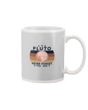 PLUTO NEVER FORGET Mug tile