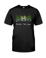 MOUNTAINS TRAILS JEEPS Classic T-Shirt front