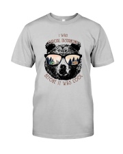 SOCIAL DISTANCING BEAR Classic T-Shirt front