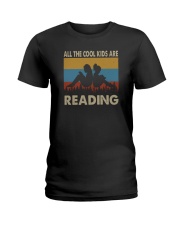 ALL THE COOL KIDS ARE READING Ladies T-Shirt thumbnail