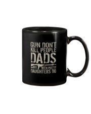 GUNS DON'T KILL PEOPLE Mug tile