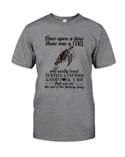 A GIRL REALLY LOVED TURTLES AND TATTOOS Classic T-Shirt front