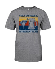 RETIREMENT PLAN GOLF AND BEER Classic T-Shirt front