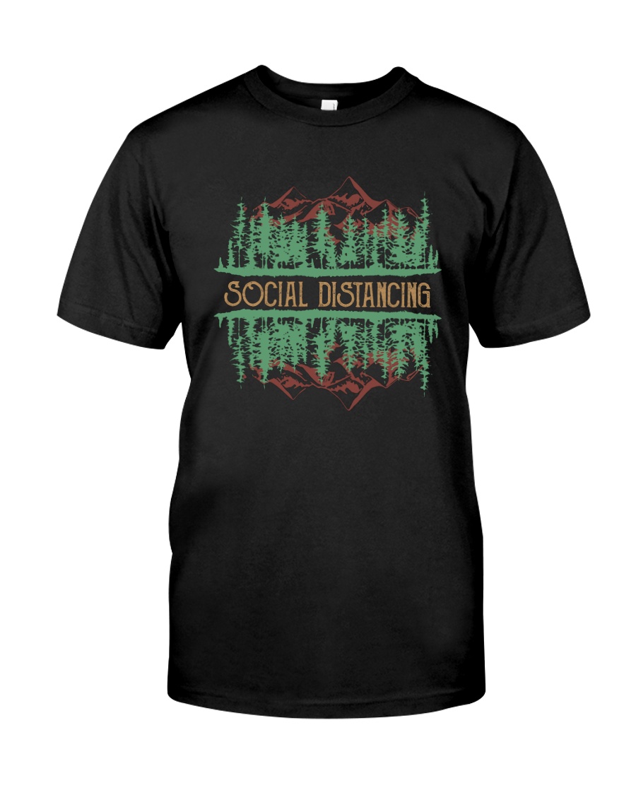 SOCIAL DISTANCING WILDLIFE Classic T-Shirt