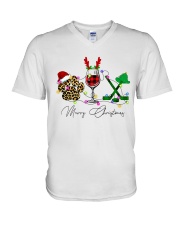 HOCKEY WINE DOG XMAS V-Neck T-Shirt tile