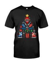 HOCKEY CHRISTMAS TREE Classic T-Shirt tile