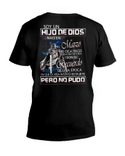 Hombre de marzo V-Neck T-Shirt tile