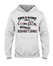 Bombón de Noviembre Hooded Sweatshirt thumbnail
