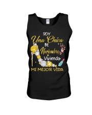 Una Chica Noviembre Unisex Tank thumbnail