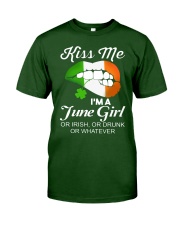 KISS ME I'M JUNE GIRL Classic T-Shirt front