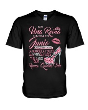 Camisetas Sublimadas Mujer Para Reinas De Febrero V-Neck T-Shirt thumbnail