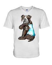 I Love Mom V-Neck T-Shirt tile