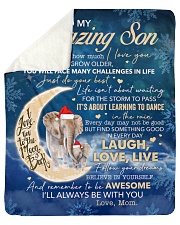 Never Forget How Much I Love U Halfmoon Mom To Son Sherpa Fleece Blanket tile