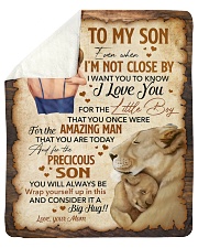 Even When Im Not Close By Lion Mom To Son Sherpa Fleece Blanket tile