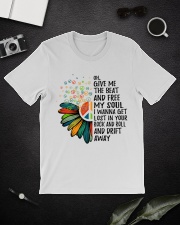 Give Me The Beat And Frees My Soul Hippie Classic T-Shirt lifestyle-mens-crewneck-front-16